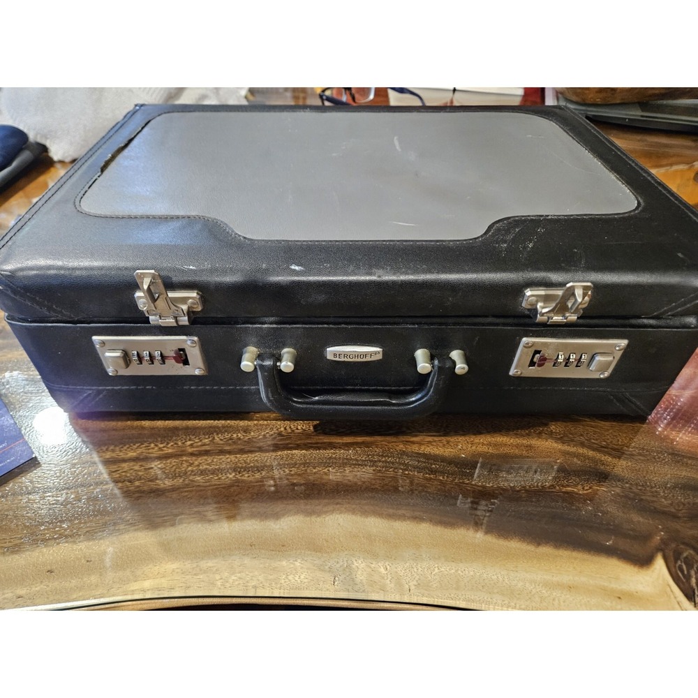 BergHOFF Worldwide 32 Piece Knife Set In Locking Carry Case Read Description 04 - Picture 5 of 11